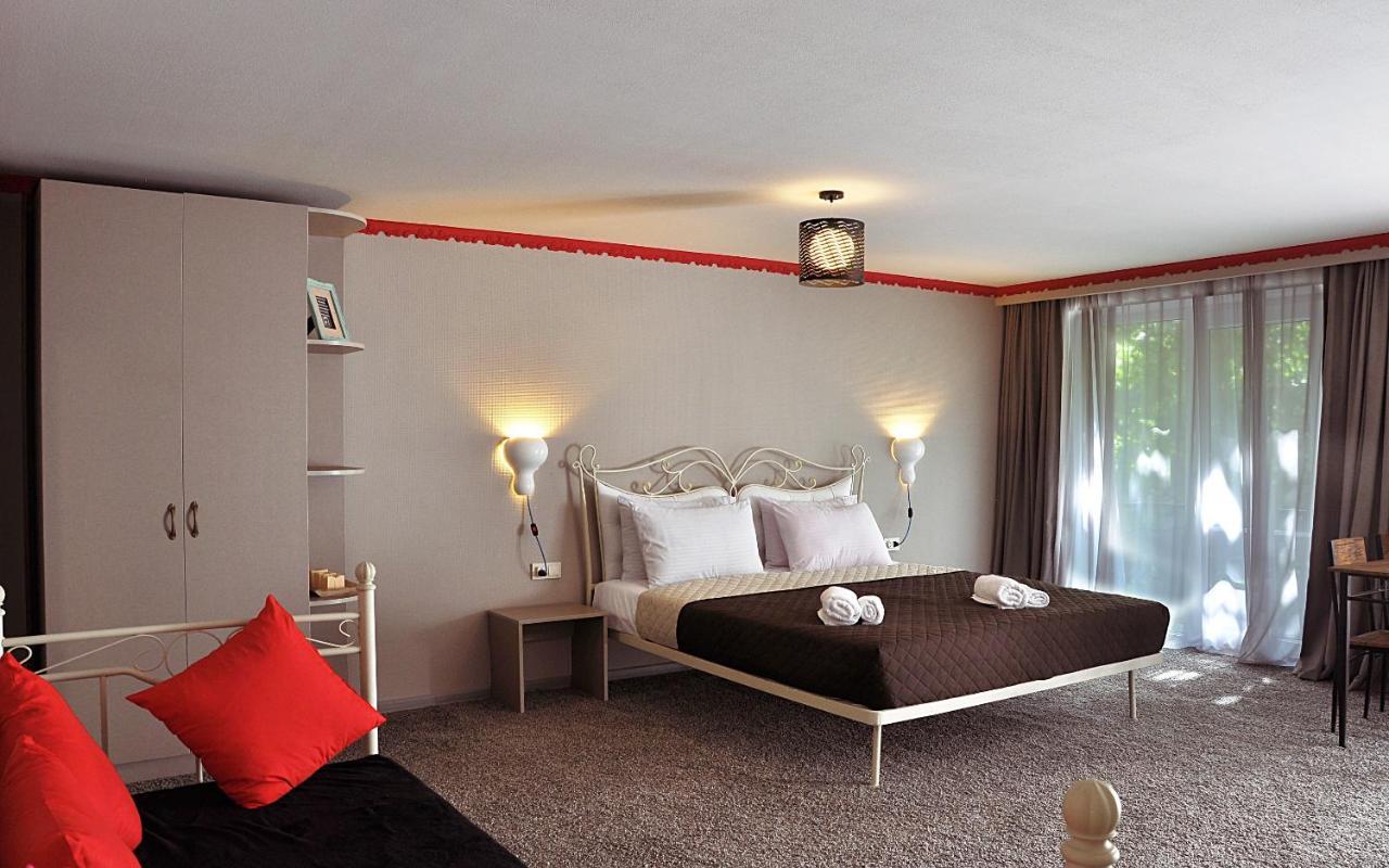 Art Hotel Claude Monet Tbilisi Ngoại thất bức ảnh
