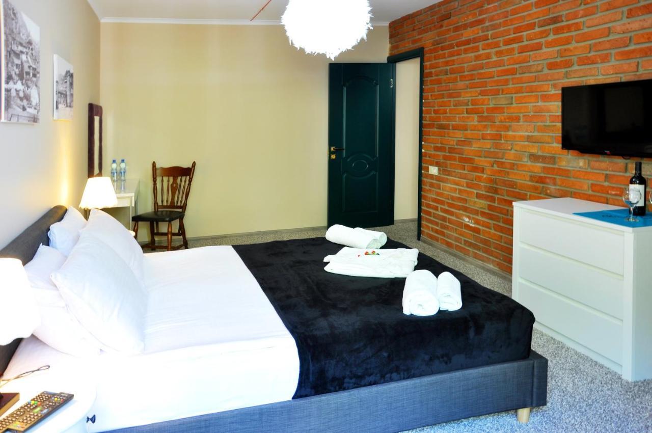 Art Hotel Claude Monet Tbilisi Ngoại thất bức ảnh