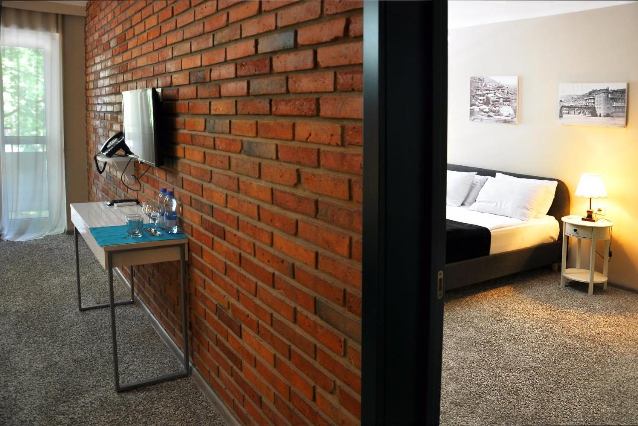 Art Hotel Claude Monet Tbilisi Ngoại thất bức ảnh